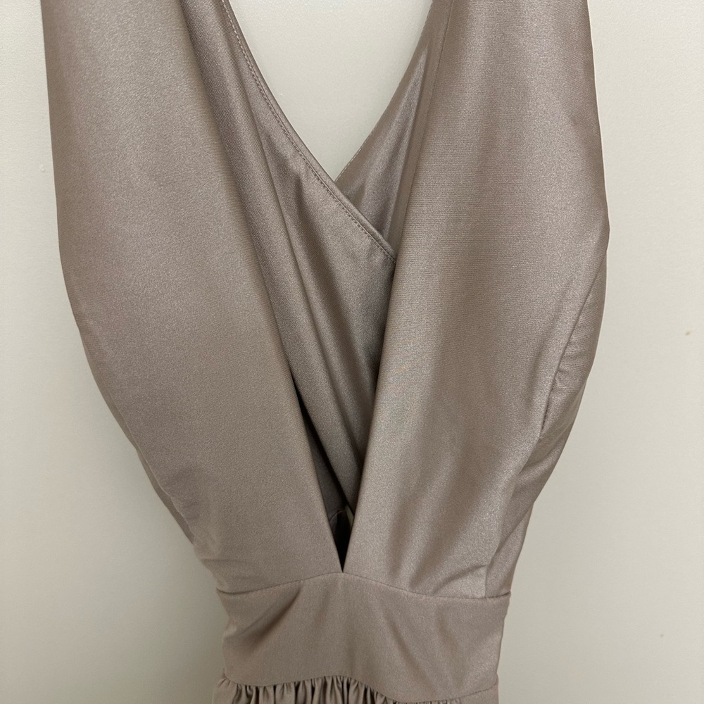 Chic Backless Taupe Dress